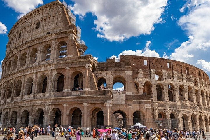 Ancient Colosseum and Arena Walking Guided Tour