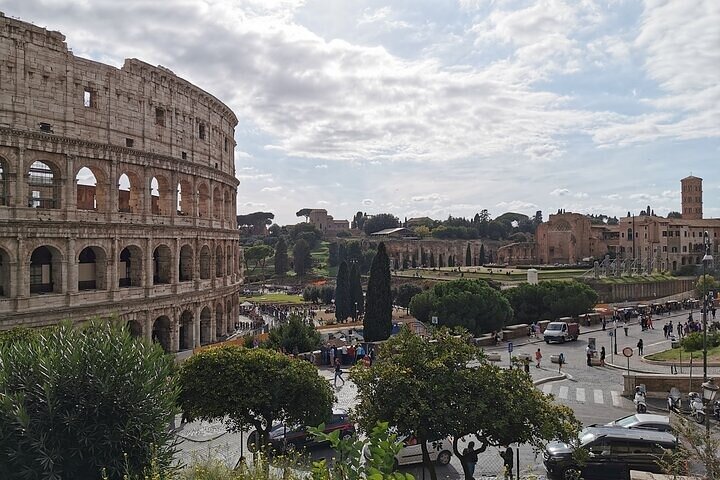 Colosseum & Ancient Rome – private/semiprivate