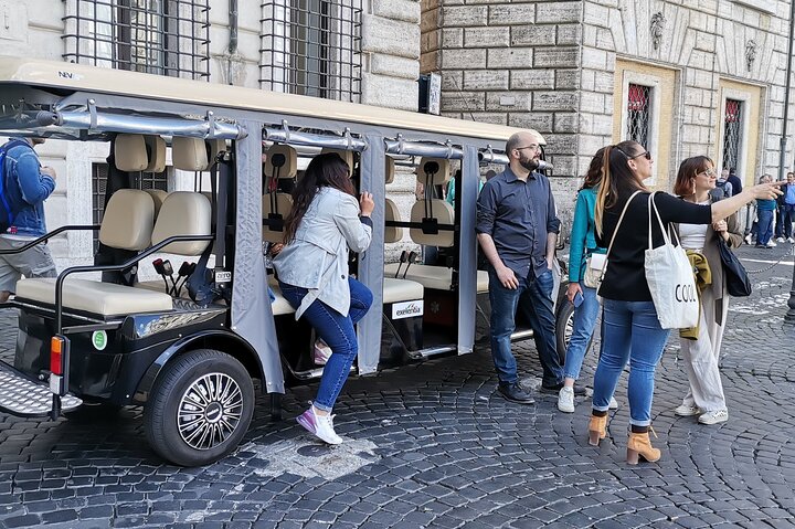 3-Hour Highlights Private Luxury Golf Cart Tour in Rome