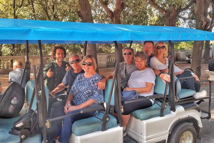 Tour Private a Roma In Golf Cart With a Local & GELATO or wine