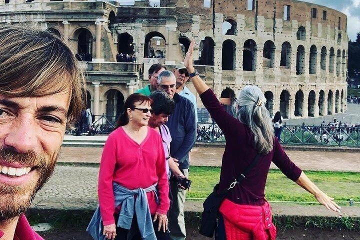 Grand Rome Private Tour with Vatican Museum Colosseum & Forum