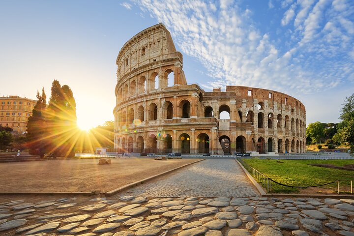 Private Tour for Colosseum Palatine Hill and Roman Forum