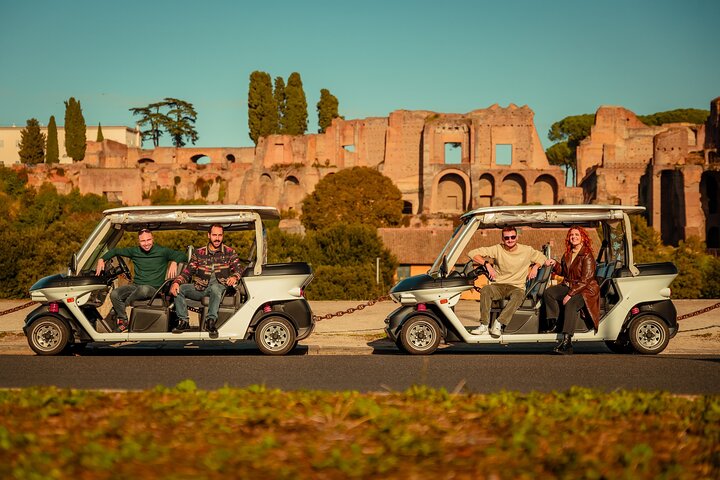 Best of Rome by golf cart – private tour larger groups