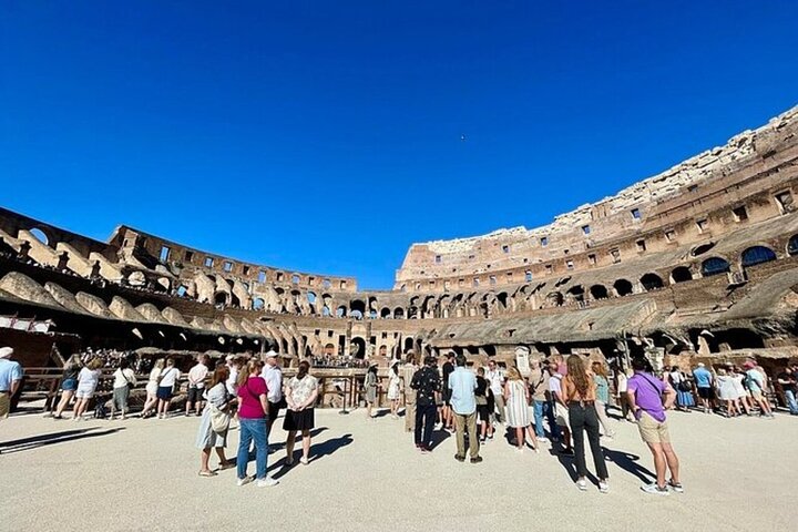 Colosseum Palatine Hill and Roman Forum Guided Tour