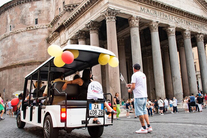 Private Evening Golf Cart Tour of Rome with Aperitivo