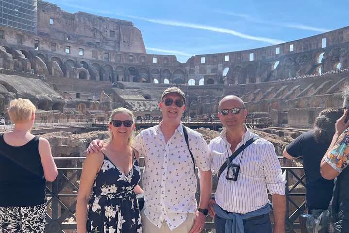 Private Colosseum and Ancient Rome Tour with Reserved Entry