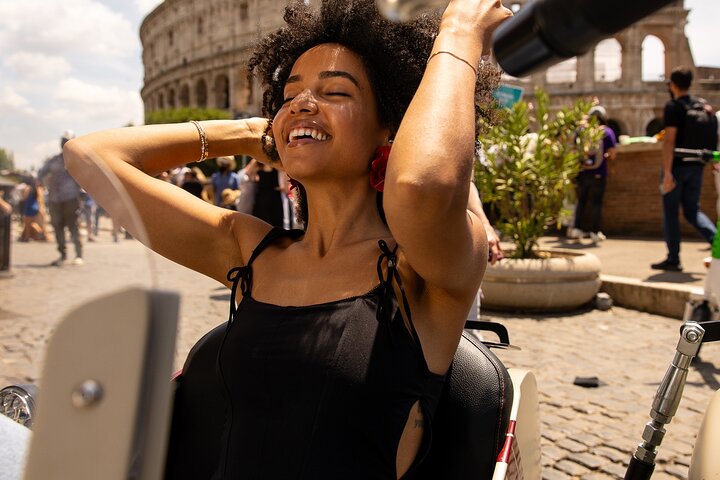 Vespa Sidecar Tour : Express Highlights of Rome