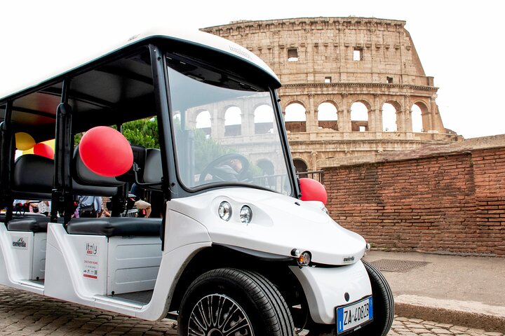 Exclusive Luxury Golf Cart Birthday Tour in Rome