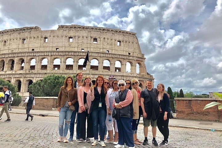 Colosseum guided tour with access to Palatine Hill & Roman Forum