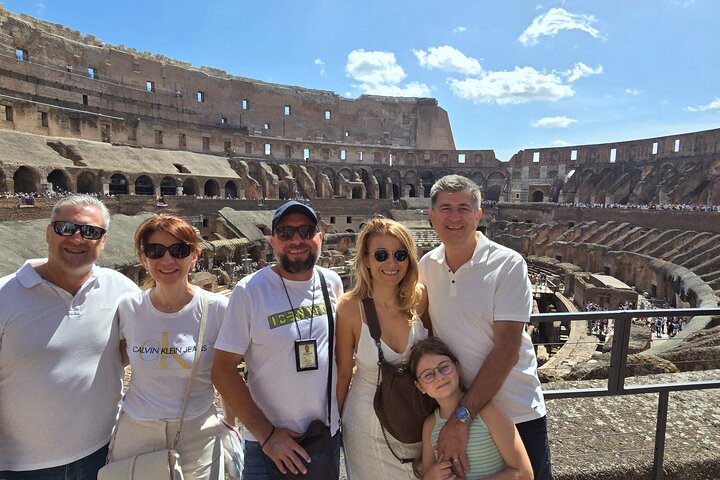 Colosseum Private Tour with Palatine Hill and Roman Forum