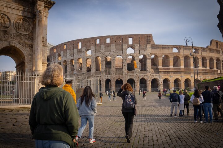 Colosseum, Palatine Hill and Roman Forum Tour Group Tour
