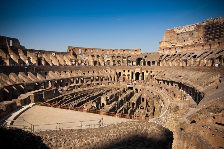 Rome: Private Colosseum Arena Tour With Roman forum Access