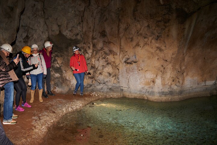 Rome: Colosseum Underground and Celio’s Secret Lakes VIP Tour