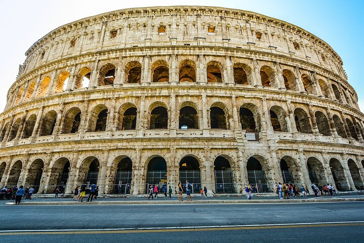 Colosseum tour with guide, arena option