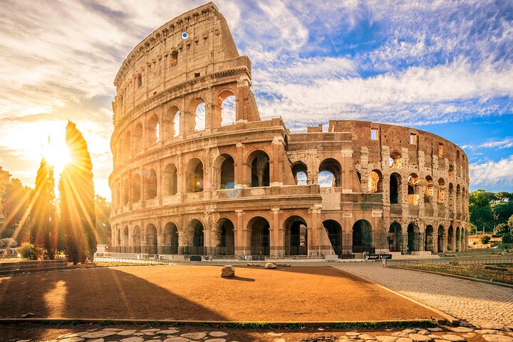 Colosseum Underground VIP All Access Tour with Ancient Rome