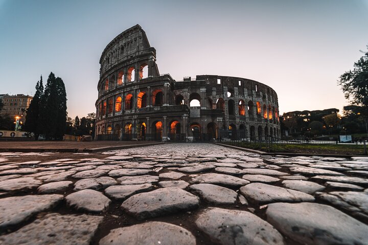 Exclusive Colosseum Tour – Small Group (Max 7 People)