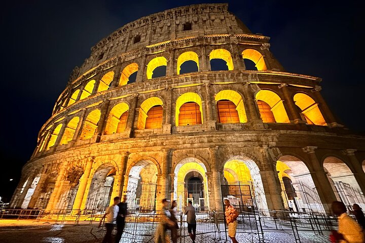 Colosseum Night Tour with Underground access