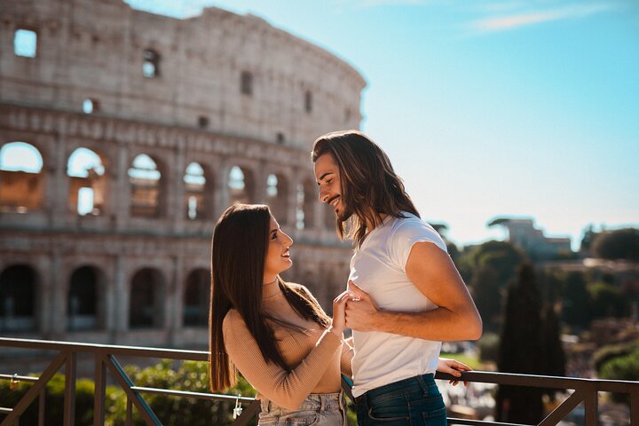 Rome: Private Photo Shoot at The Colosseum