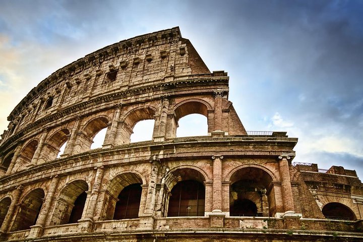 Colosseum tour with option arena