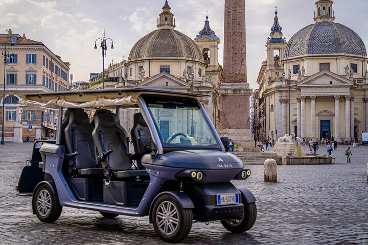 Private Rome Golf Cart Tour with Wine Tasting and Pickup