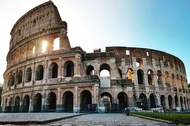 Rome: Guided Tour of the Colosseum