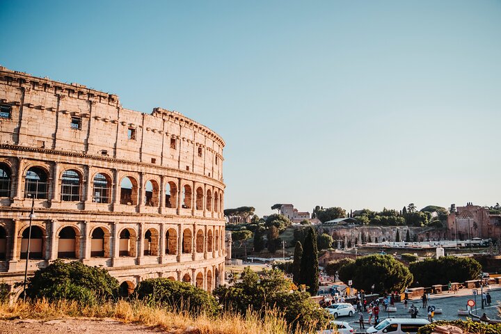 Rome in a Nutshell Private Driving Tour