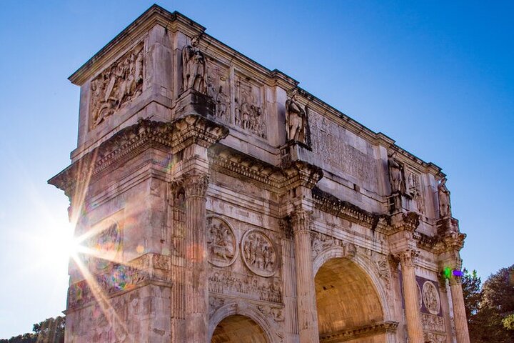 Private Guided Tour in the Colosseum and Ancient Rome
