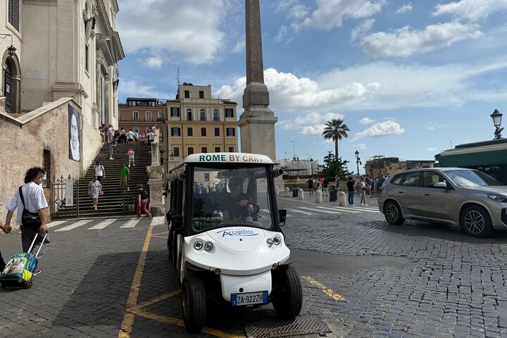 1,5 H Ancient Rome Tour on a Golf Cart