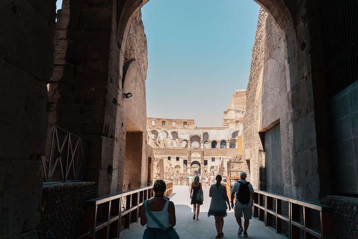 Colosseum Underground Private Tour with Palatine Hill & Forum
