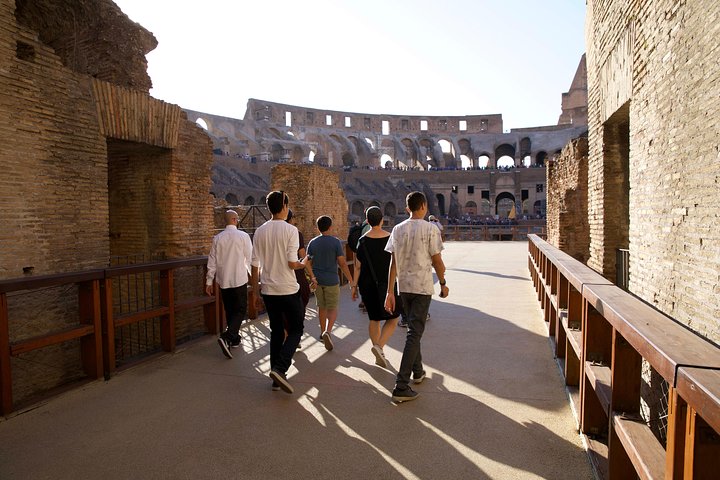 Colosseum Gladiator’s Arena and Roman Forum Guided Tour