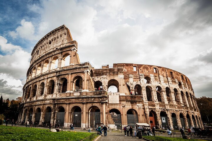 Entrance Tickets Colosseum, Roman Forum, Palatine with Audioguide