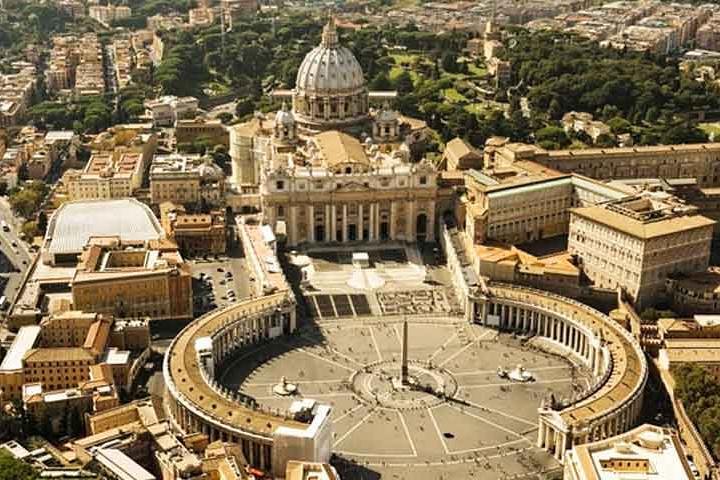 Rome’ s 8 Best Wonders from Civitavecchia Port Private Day Tour