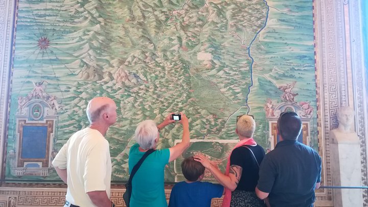 Full-day Tour of Rome with Alessandra! Colosseum, Vatican, Pantheon & more…