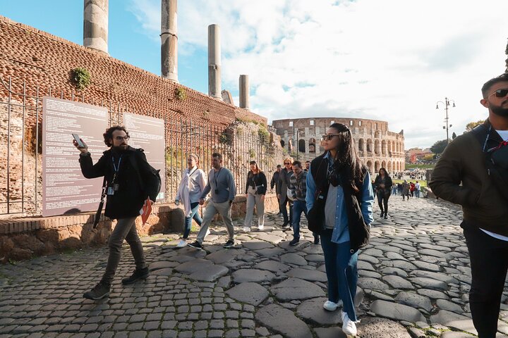 Colosseum, Forum, and Palatine Hill Guided Tour