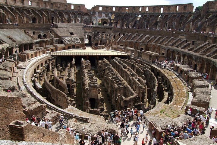 Colosseum private guided tour and Ancient Rome