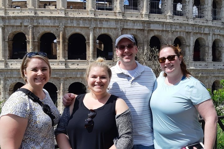 Rome Best HighLights with Driver Optionable Licensed Tour Guide