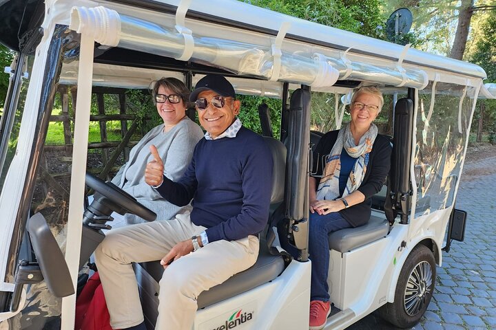 Explore the Best Highlights of Rome by Golf Car – Private Tour