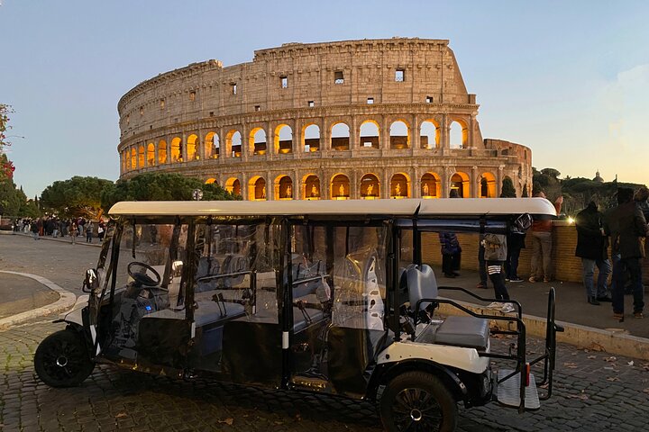 Exclusive Rome – GolfCart Night Tour with Pasta or Pizza & Gelato