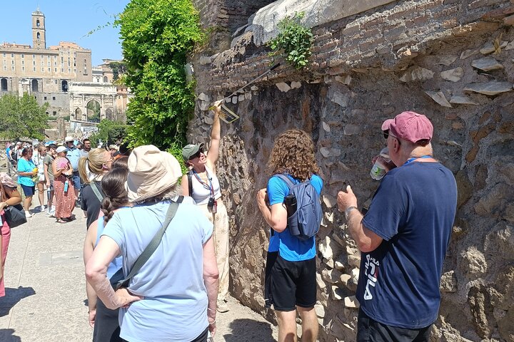 VIP Private Colosseum and Ancient Rome Experience
