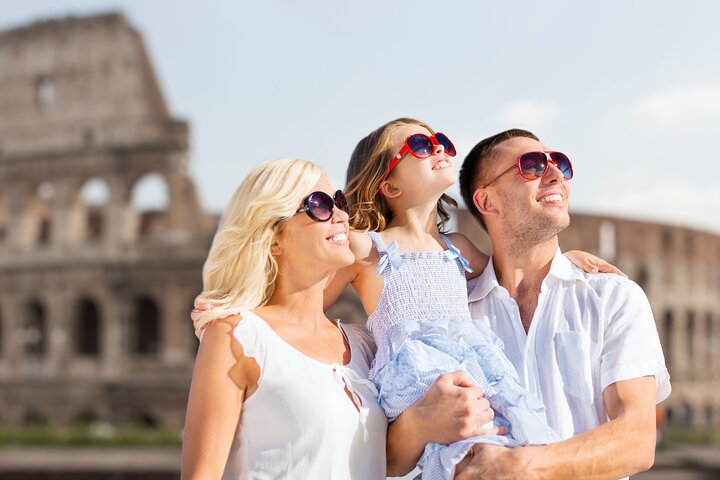 Family Adventure: Private Kids Tour of Colosseum & Ancient Rome