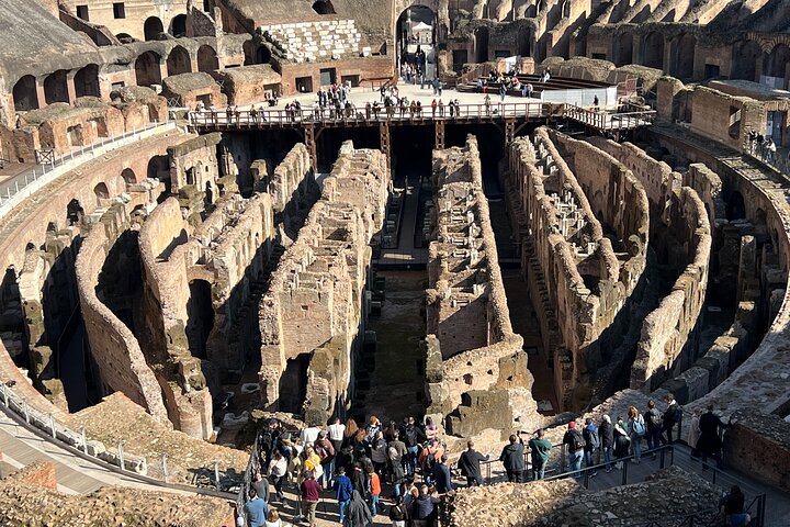 Private Colosseum Arena Tour & Roman Forum Full Experience
