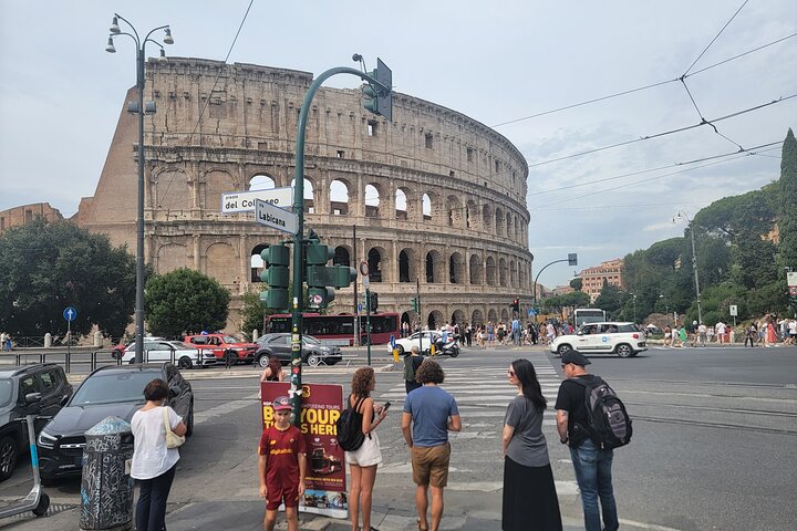 Colosseum Guided Private Tour with Access to Ancient Rome