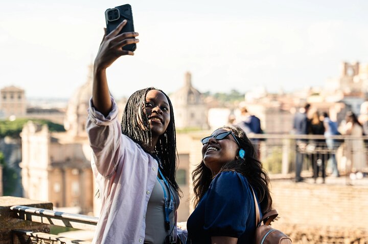 Entire Vatican Tour with Colosseum Access