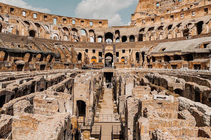 Small Group Colosseum Underground and Arena Floor Guided Tour