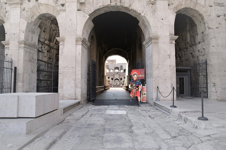 Exclusive Colosseum Arena Through The Back Door