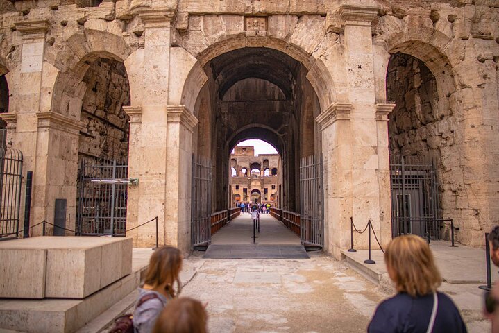Express Colosseum Gladiators Gate & Arena Floor Semi-Private Tour