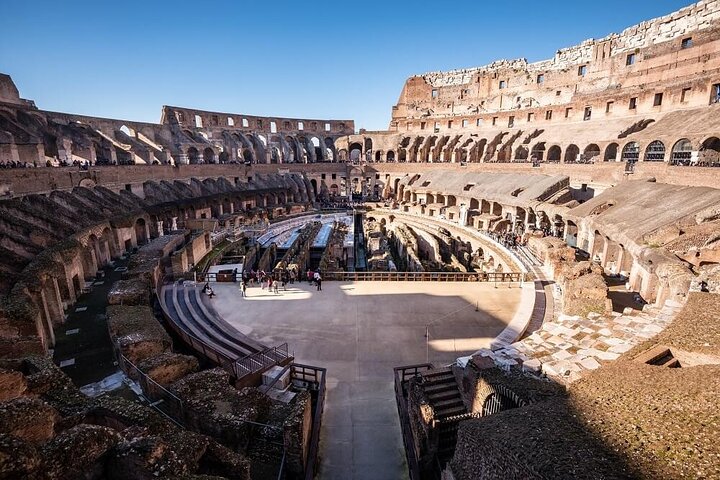 Arena Colosseum Sightseeing Self Guided Tour in Rome