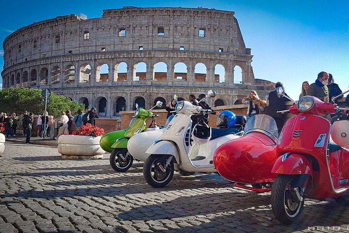 Afternoon Vespa Sidecar Tour in Rome with Gourmet Gelato stop