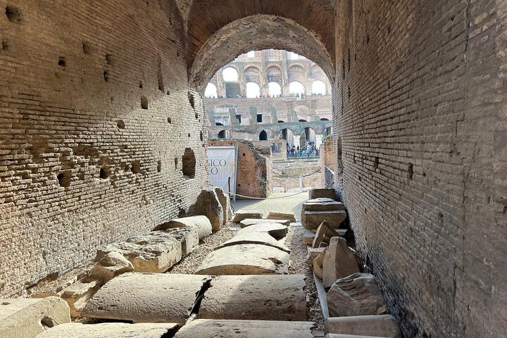 Rome Colosseum, Palatine Hill and Roman Forum Guided Tour