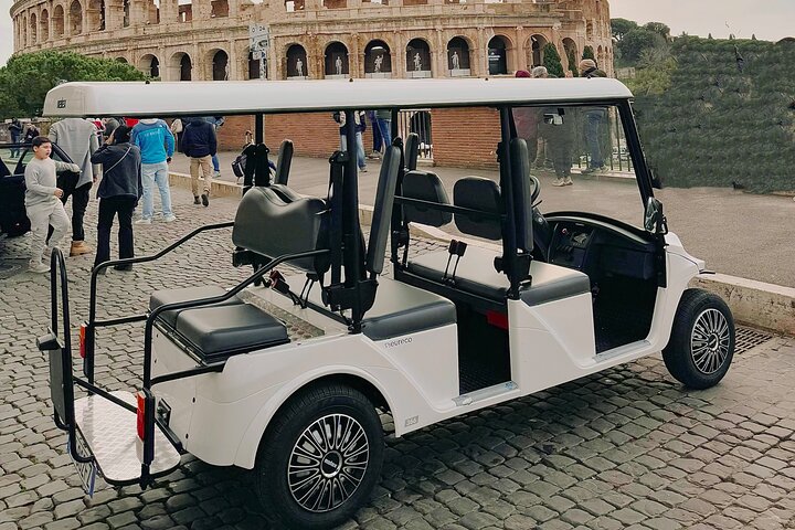 Explore Rome by Golf Cart with Professional Tour Guide